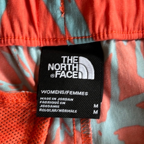 The North Face Class V Shorts - Picture 7 of 13